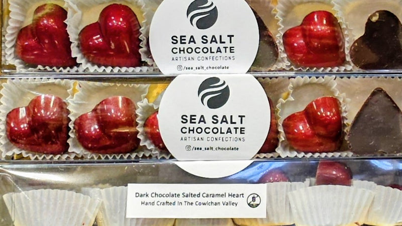 SEA SALT CHOCOLATE Salted Caramel Dark Chocolate Hearts, 6pk