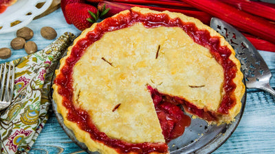 FRESH BAKED STRAWBERRY AND RHUBARB PIE 1 KG