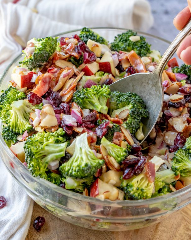 BROCCOLI APPLE SALAD with Lemon Poppyseed Dressing