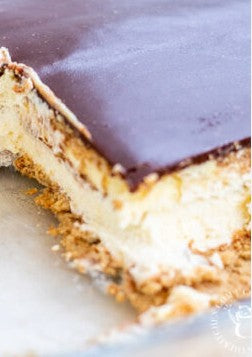 BOSTON CREAM CAKE