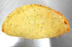 DELI CALZONE Artichoke & Chipotle, 1 ea