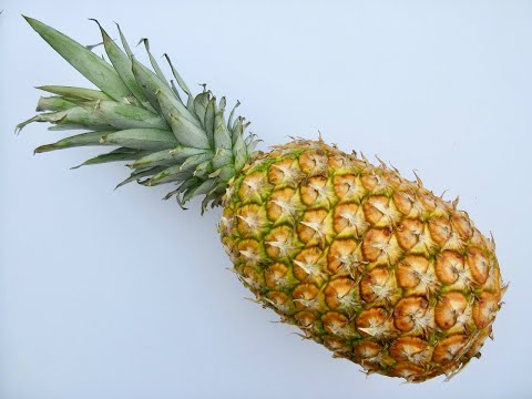 WHOLE PINEAPPLE (COSTA RICA) [1 EACH]